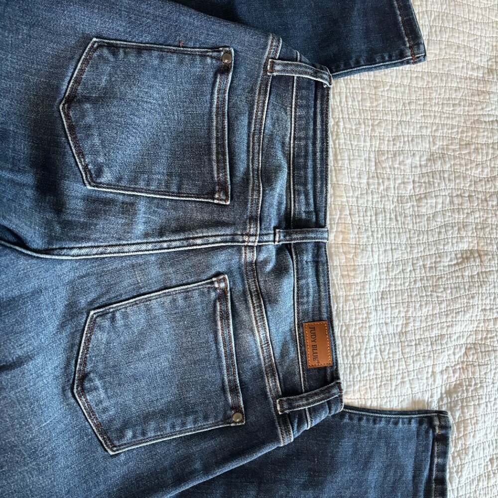 Judy Blue Slim fit jeans - size 5/27 (typical US size 4, but fits like a 6)